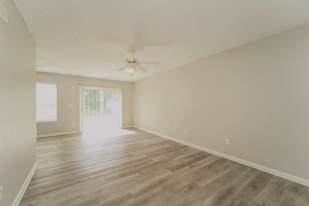 9612 Ashlyn Elizabeth Ct - Photo 6 of 17