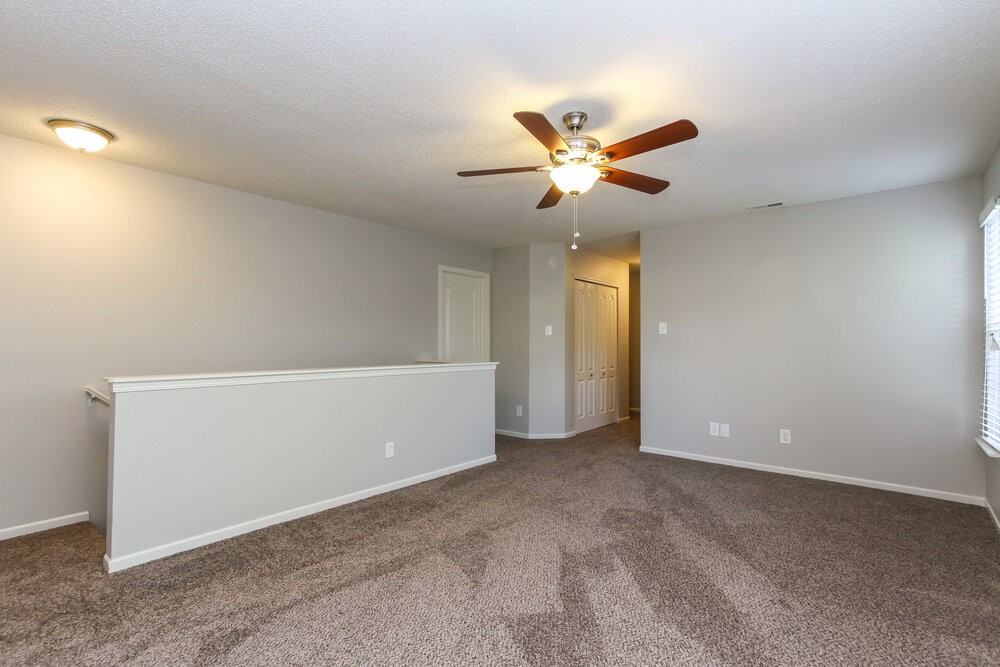 10153 Split Rock Way - Photo 5 of 15