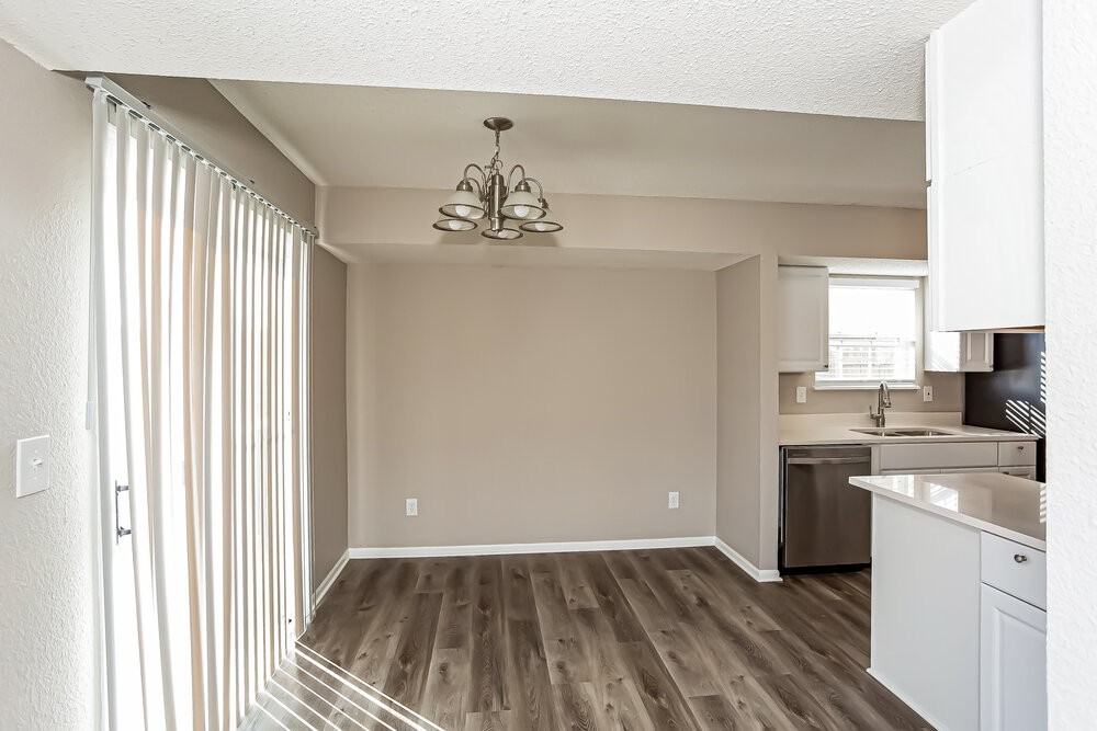 6539 Townsend Way - Photo 7 of 17