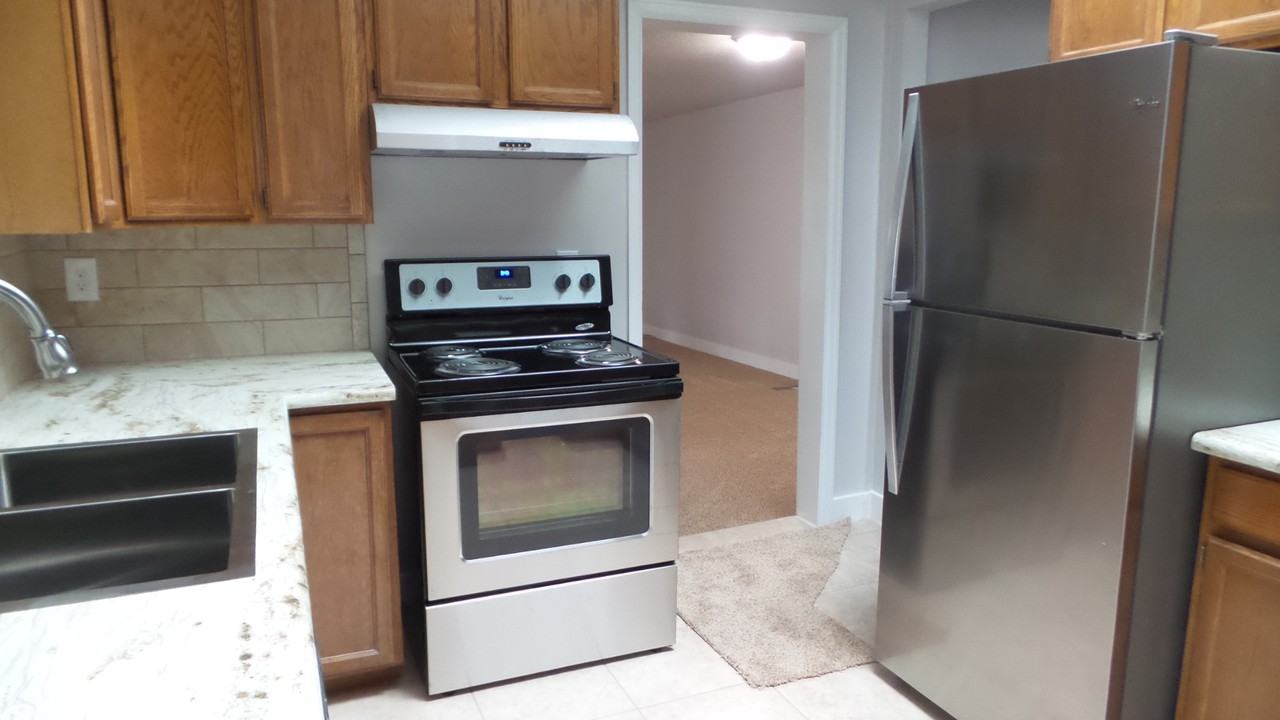 433 S Kimball St #1 - Photo 7 of 11