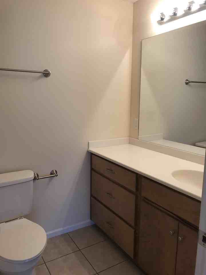 1610 Ridge Ave N #1 - Photo 2 of 9