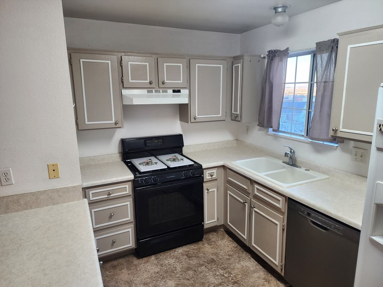 99 N 1850 W #21 - Photo 7 of 34