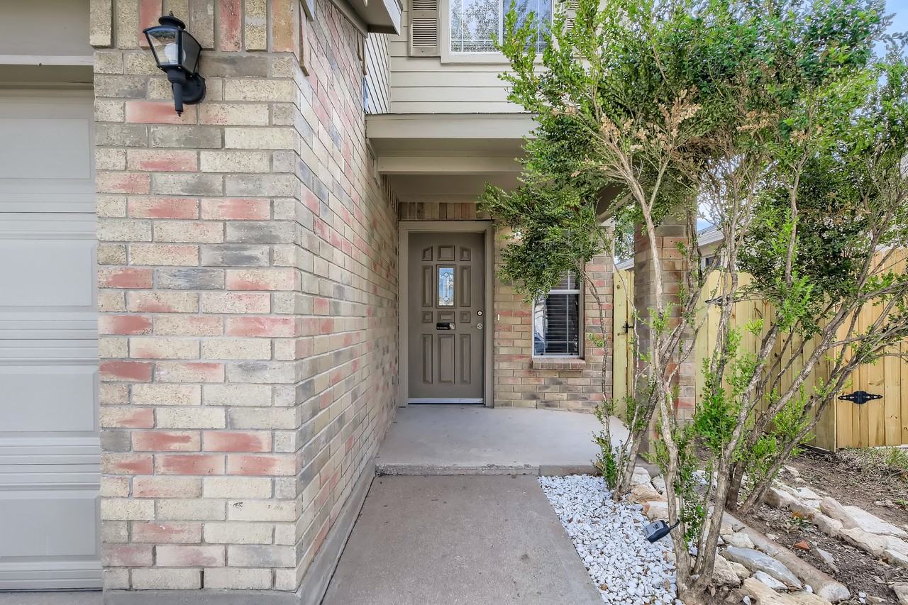 1721 Poppy Seed Ln #NA - Photo 2 of 27