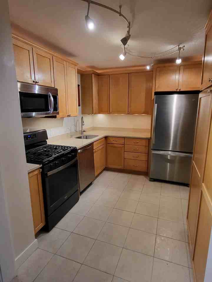 4501 Arlington Blvd #816 - Photo 7 of 18