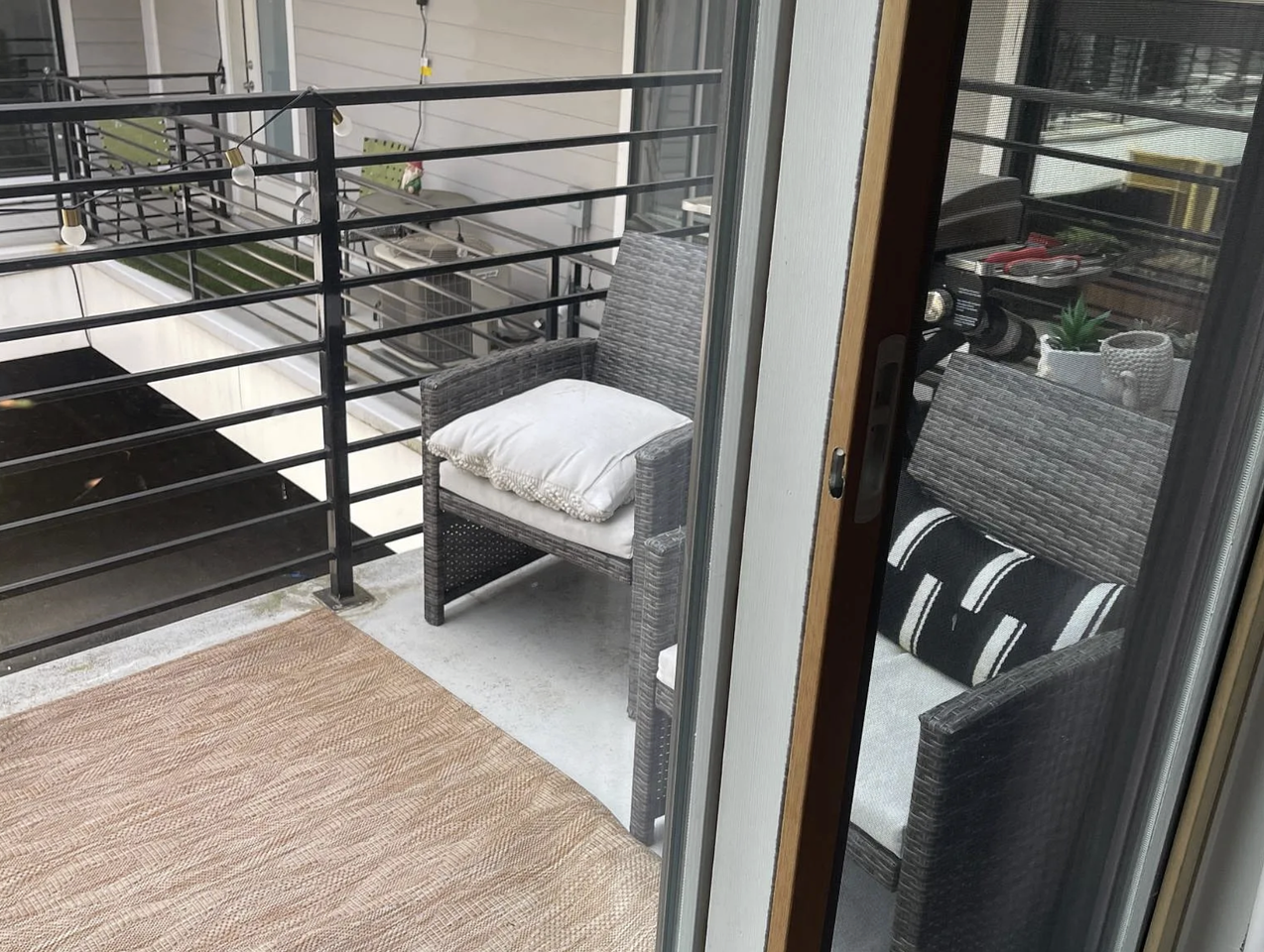 837 Cameron St #2 - Photo 5 of 6