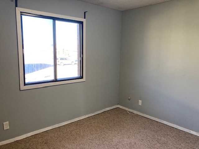 643 Kennedy Dr #1 - Photo 7 of 8