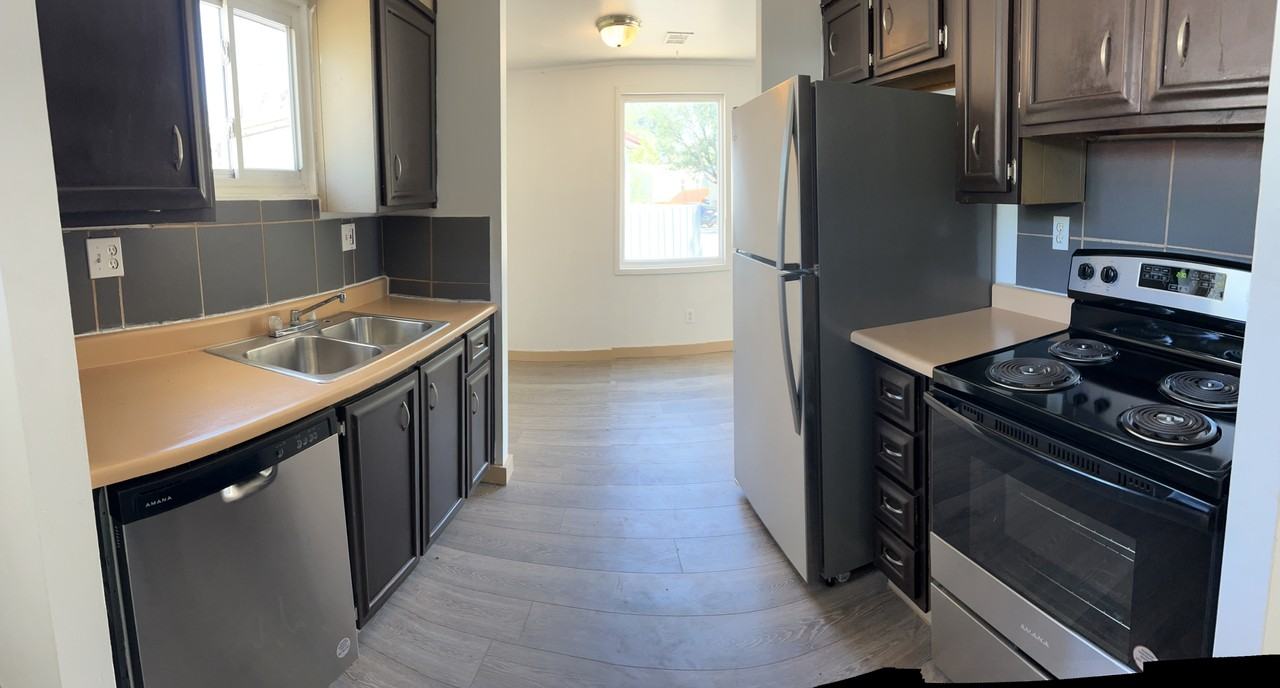 200 Spruce St #1 - Photo 5 of 12