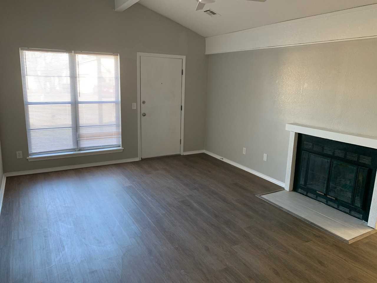 11032 E 14th Ct #1 - Photo 3 of 7