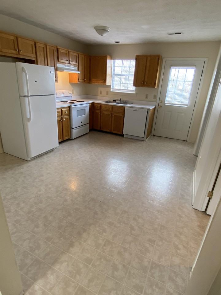 143 Alycia Dr #1 - Photo 4 of 23