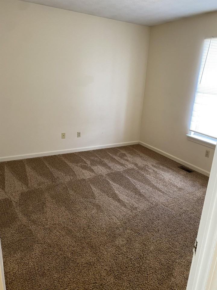 143 Alycia Dr #1 - Photo 7 of 23