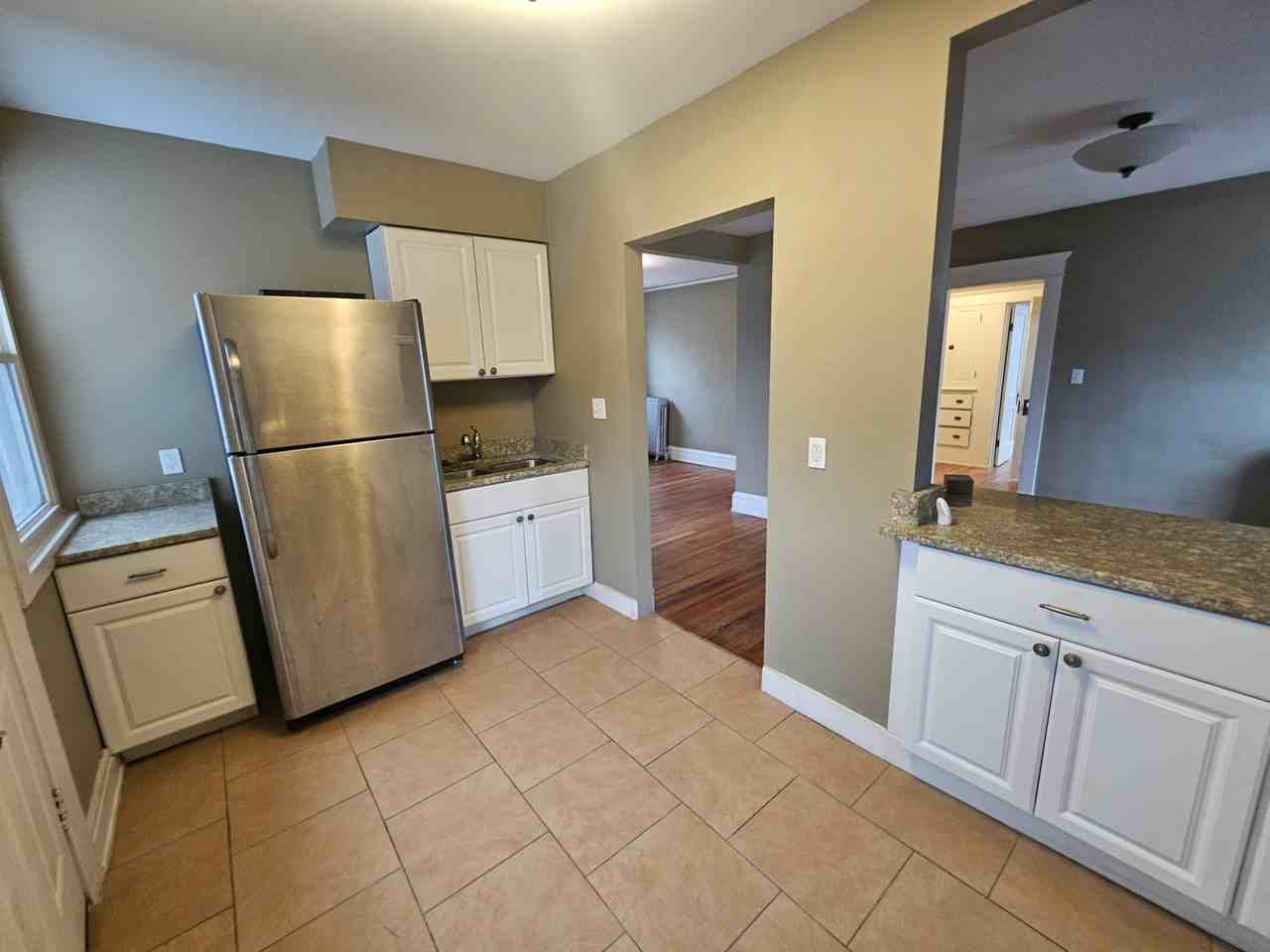 1330 Brockley Ave - Photo 3 of 22