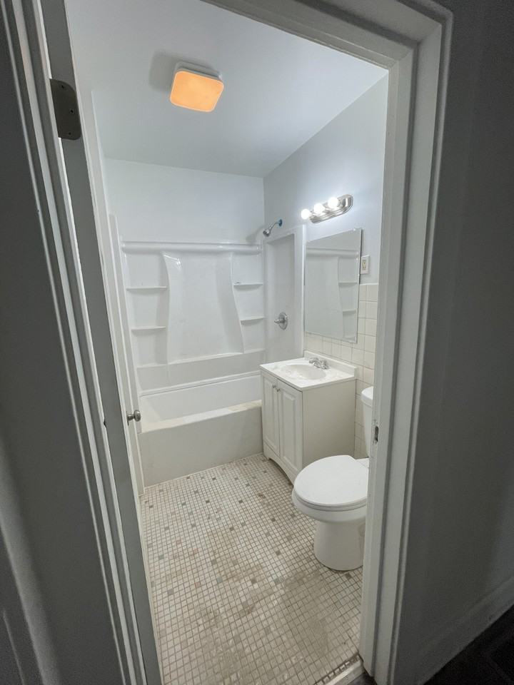 4620 Johnson St #1 - Photo 6 of 9