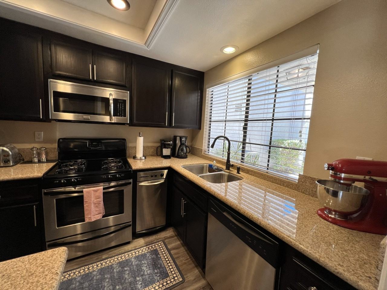 1515 Apache Drive - EUnit E #E - Photo 3 of 9