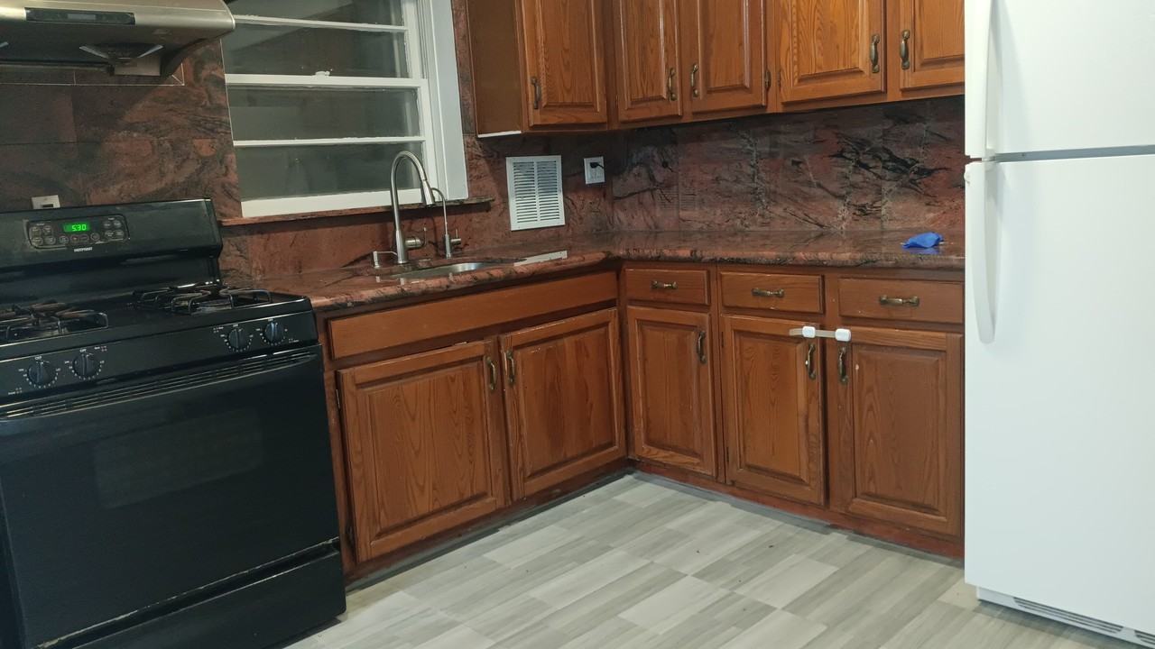 227 Bay 35th Street #1 - Photo 6 of 10