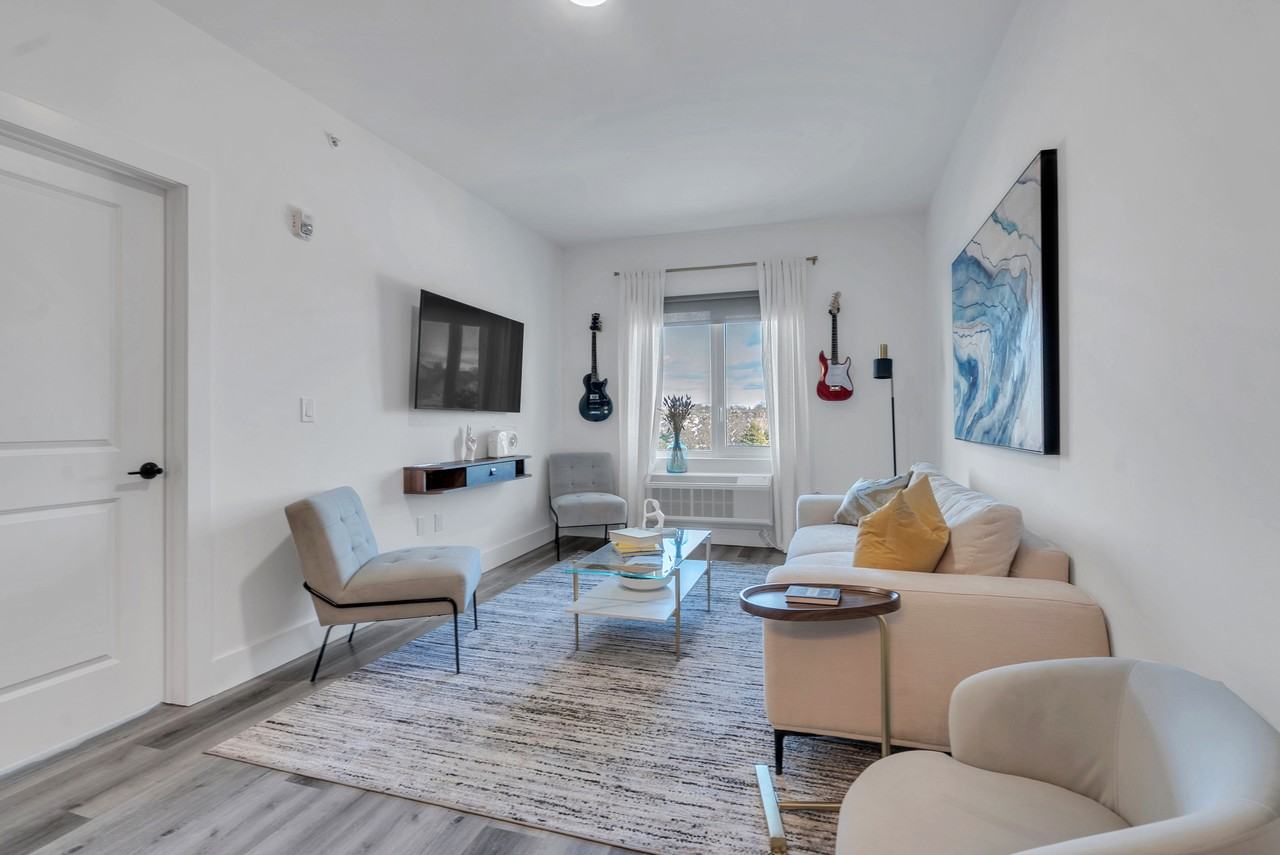 100 Washington Avenue #504 - Photo 3 of 11