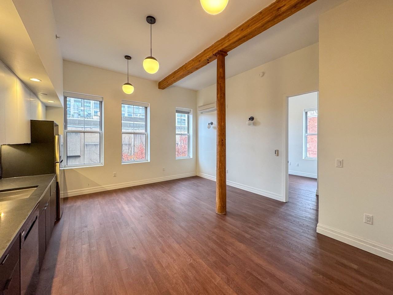 105 Court Street - Photo 5 of 50