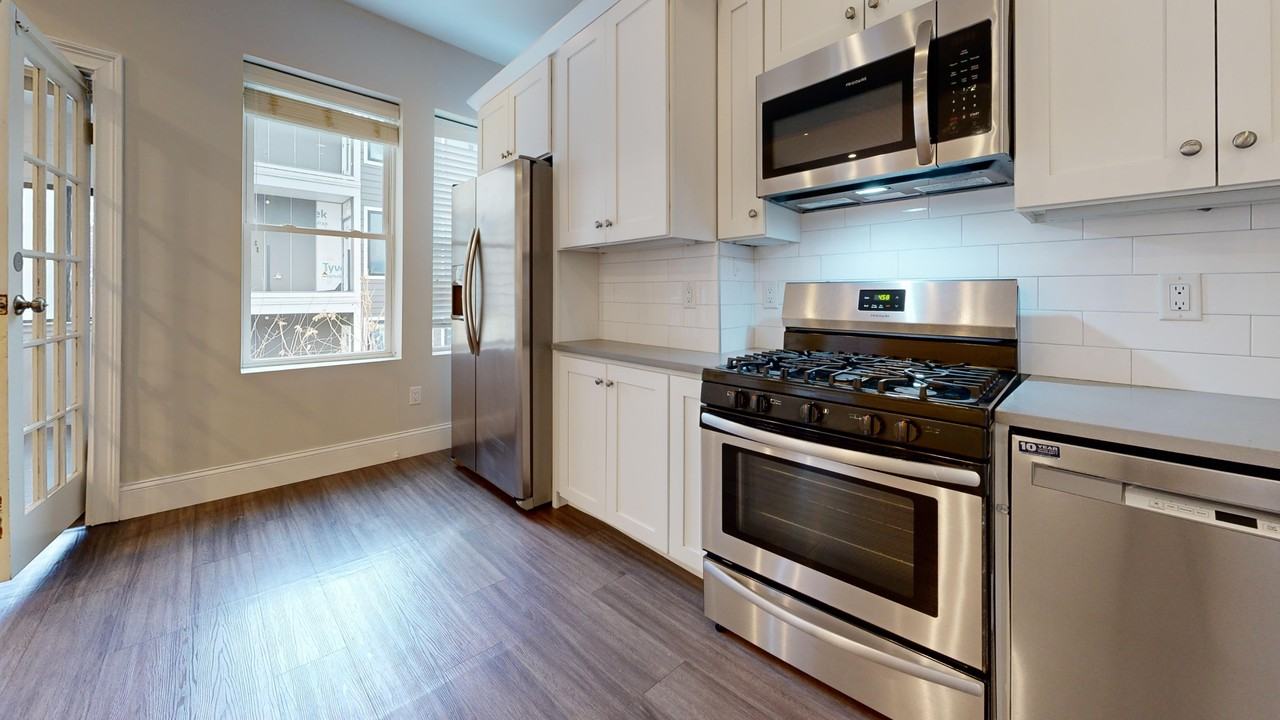 150 Cottage St #3 - Photo 4 of 30