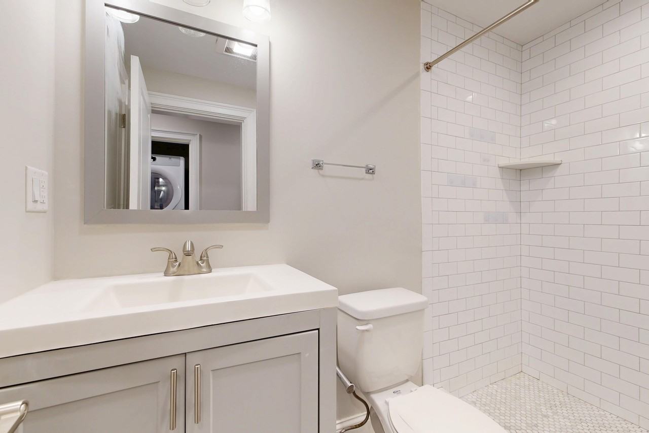 147 147 Cottage Street147 Cottage Street - 3 #3 - Photo 4 of 30