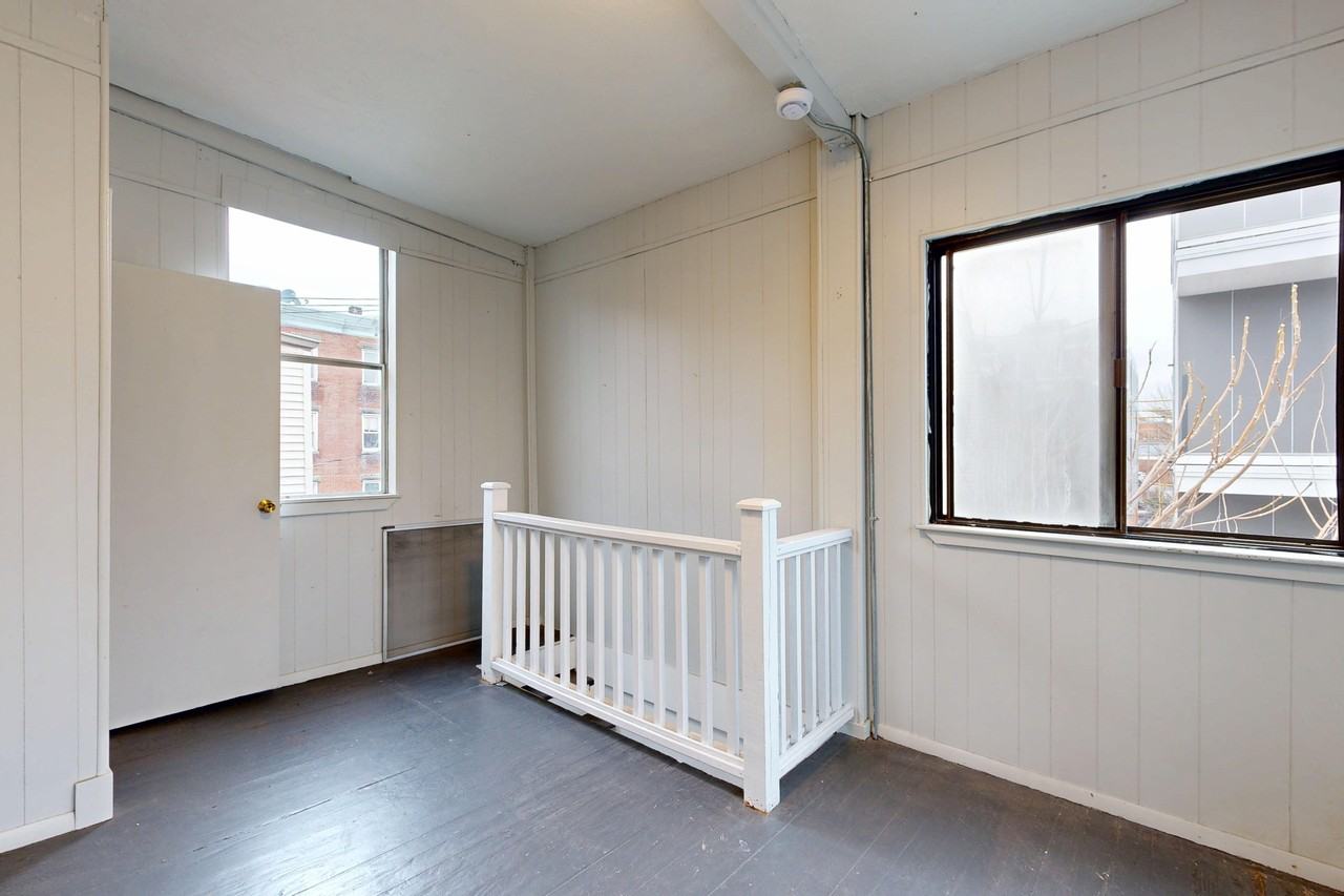 147 147 Cottage Street147 Cottage Street - 3 #3 - Photo 3 of 30