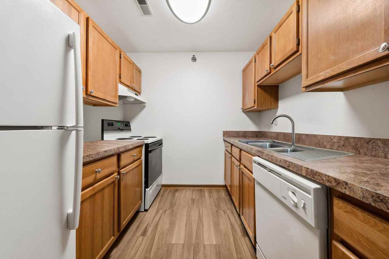 Cameron Heights Associates LLC - Photo 2 of 9