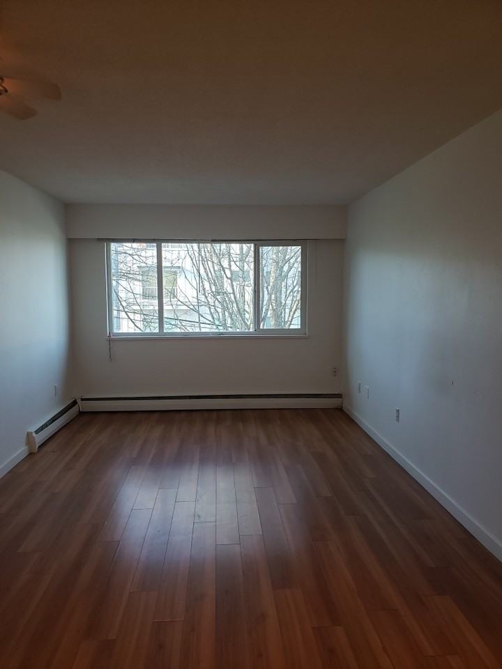 639 14-639 Constance Ave #14 - Photo 7 of 12