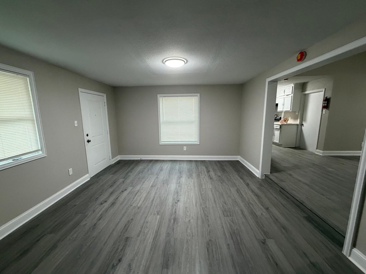 5109 Maywood Dr #1 - Photo 3 of 19