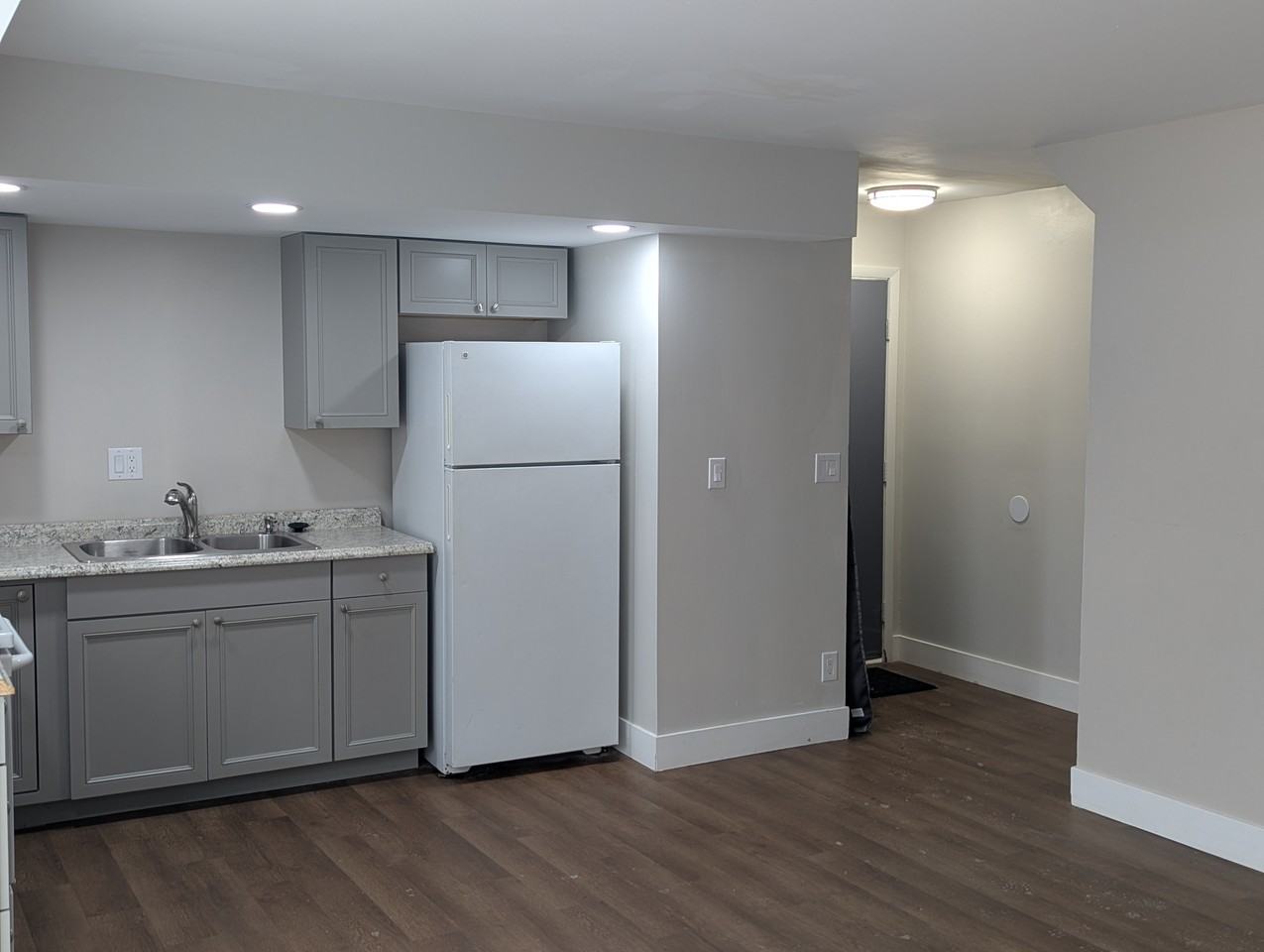 3403 Kenbrooke Ct #1 - Photo 3 of 10