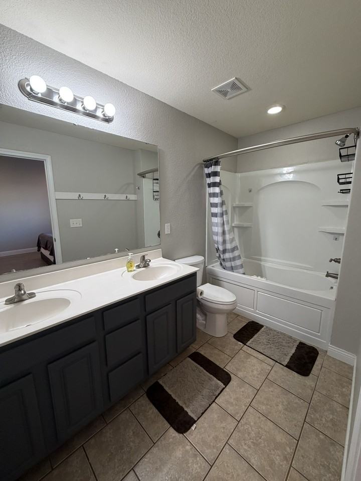 21935 Lafayette Rd #1 - Photo 6 of 9