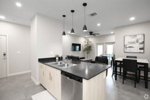 featured image of 615 Dallas Ave