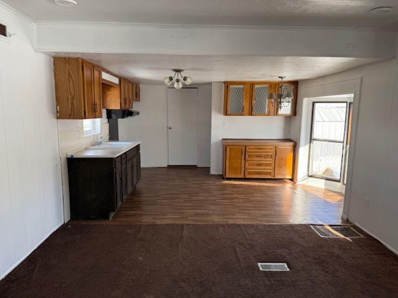 Nitro Valley MHC - Photo 2 of 25