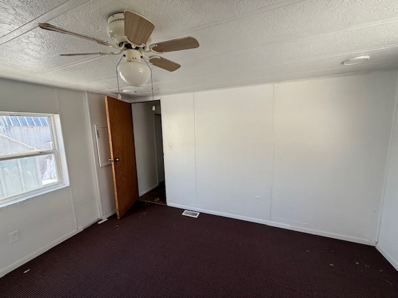 Nitro Valley MHC - Photo 7 of 25