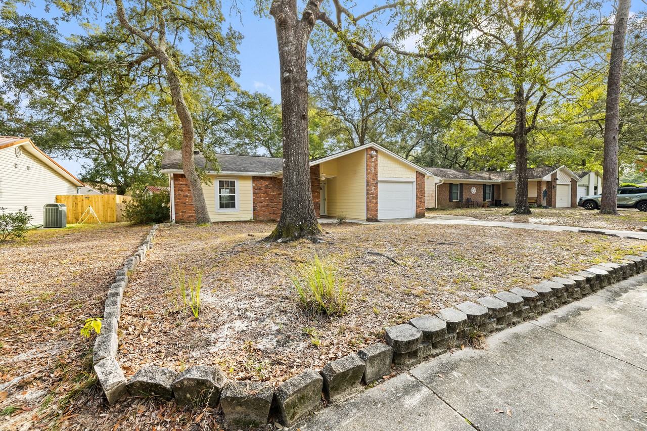 310 Goldenrod Ct #1 - Photo 6 of 38