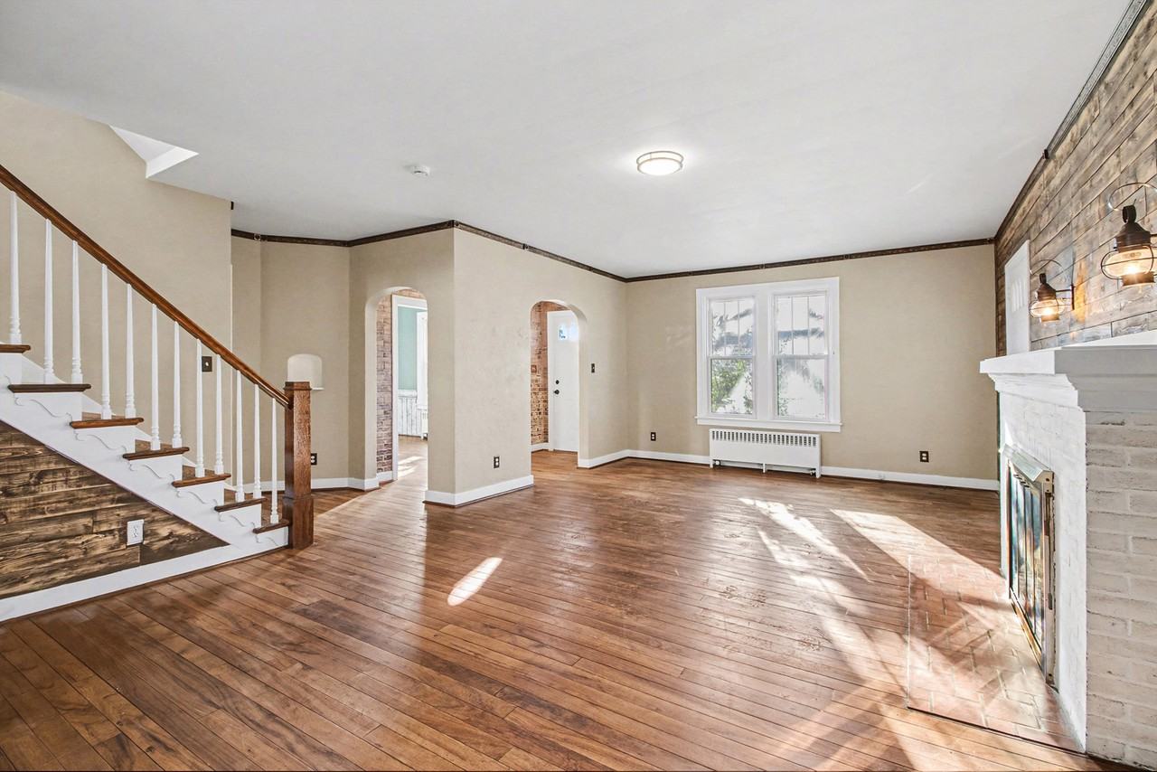 41 S 27th St #1 - Photo 6 of 10