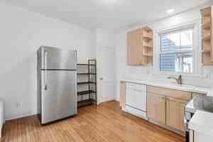 featured image of 41 S 27th St #1