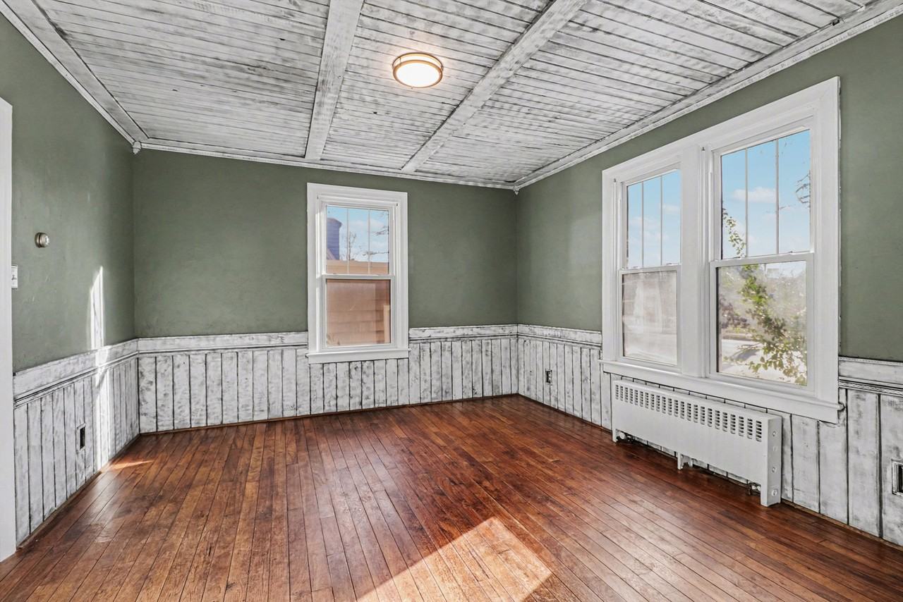 41 S 27th St #1 - Photo 7 of 10