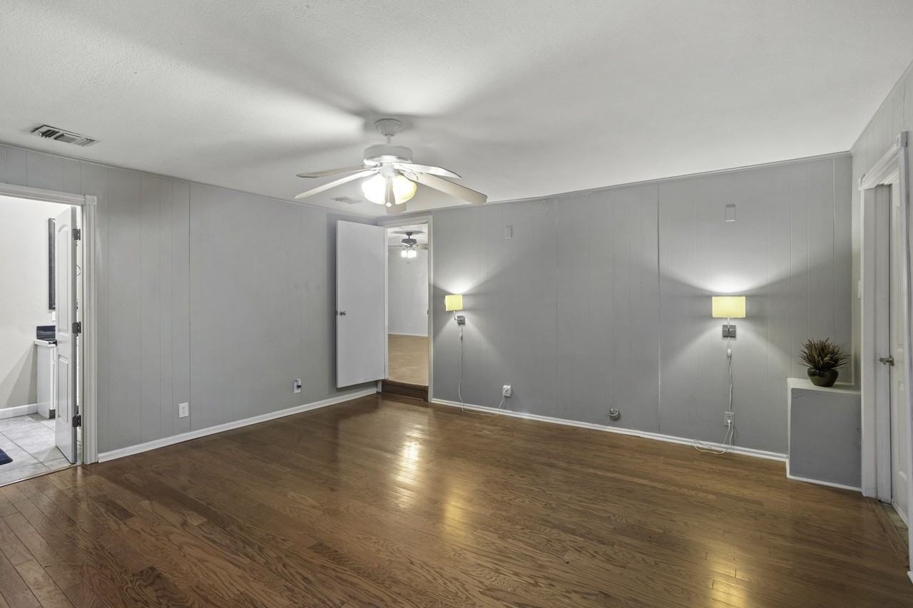 18218 Scenic Loop Rd #1 - Photo 5 of 19