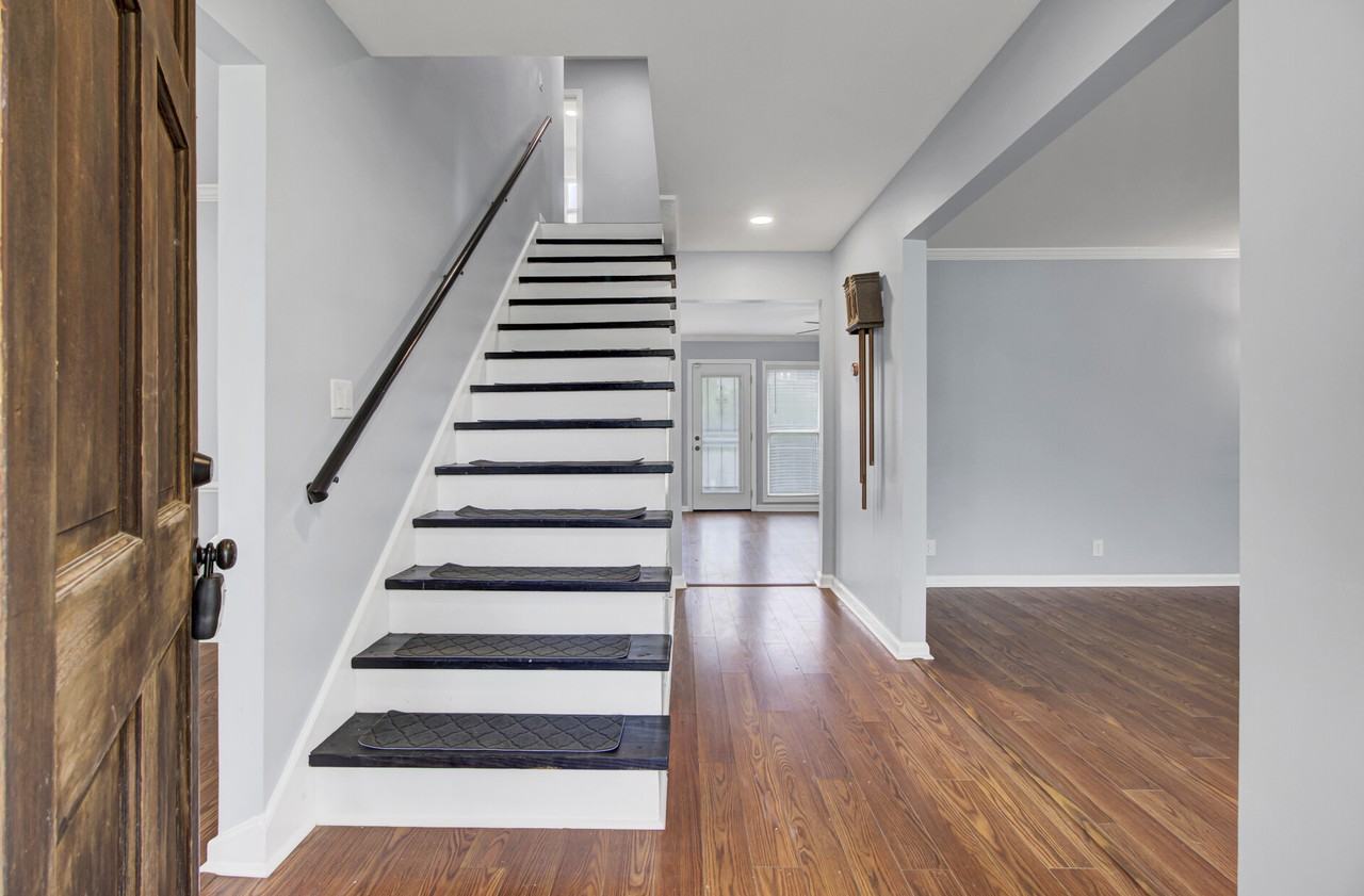 8000 Eberly Ave #1 - Photo 4 of 17