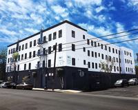 mon5233 - Photo 1 of 1