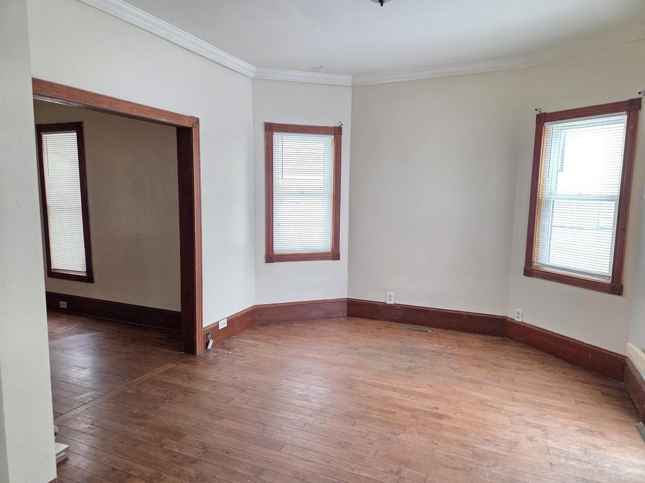 3623 Fremont Ave N #1 - Photo 3 of 22