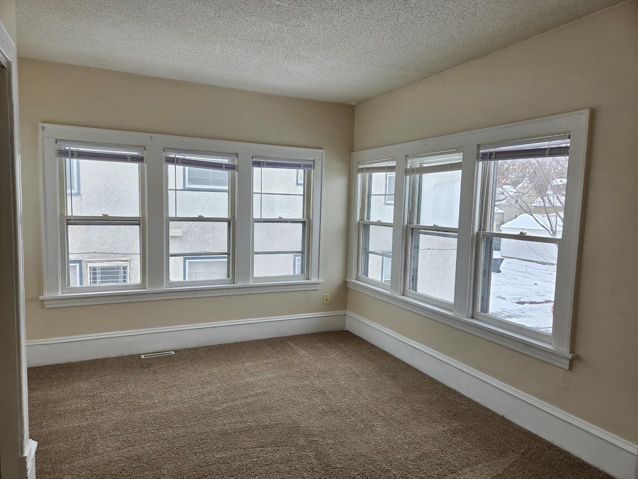 3623 Fremont Ave N #1 - Photo 7 of 22