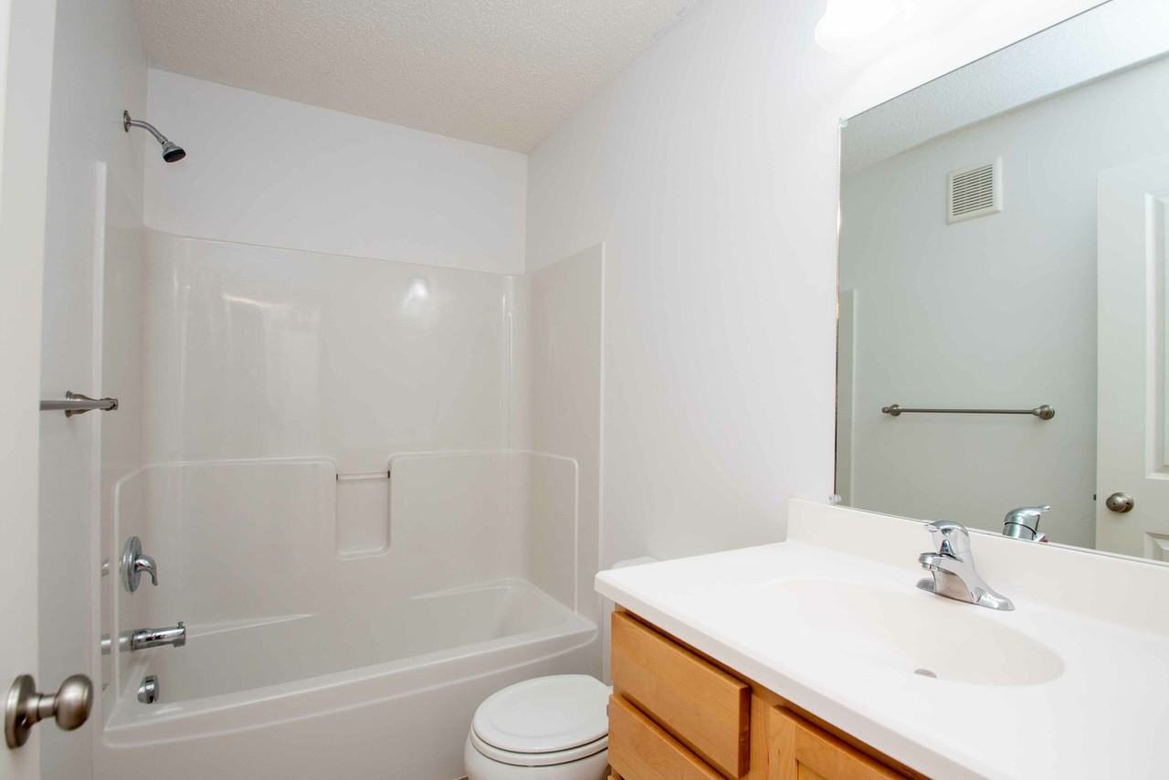 4665 Victor Path #8 - Photo 3 of 36