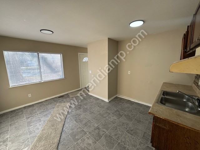 2615 Manford St #1 - Photo 7 of 8