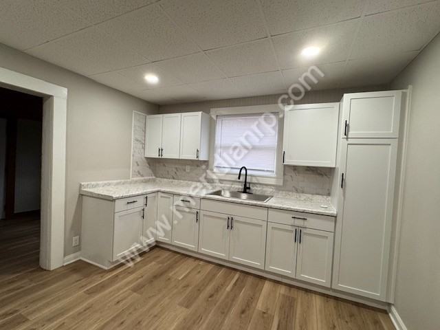 601 Leopold St #1 - Photo 3 of 15