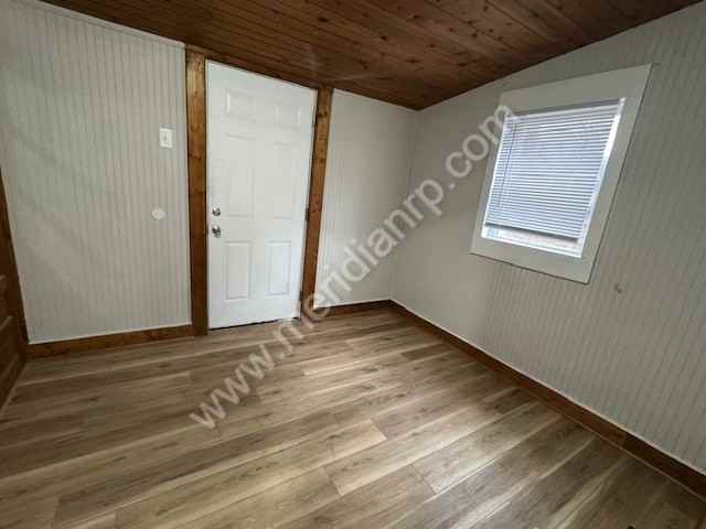 601 Leopold St #1 - Photo 5 of 15