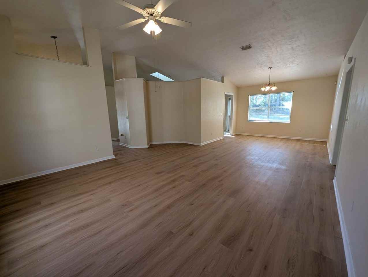 428 Nw 96th Way - Photo 5 of 15