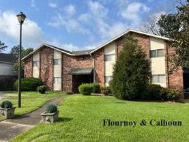 r1011 - Photo 1 of 1