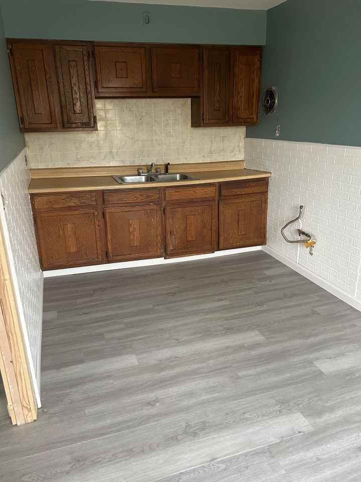 1204 Liberty St #1 - Photo 6 of 8