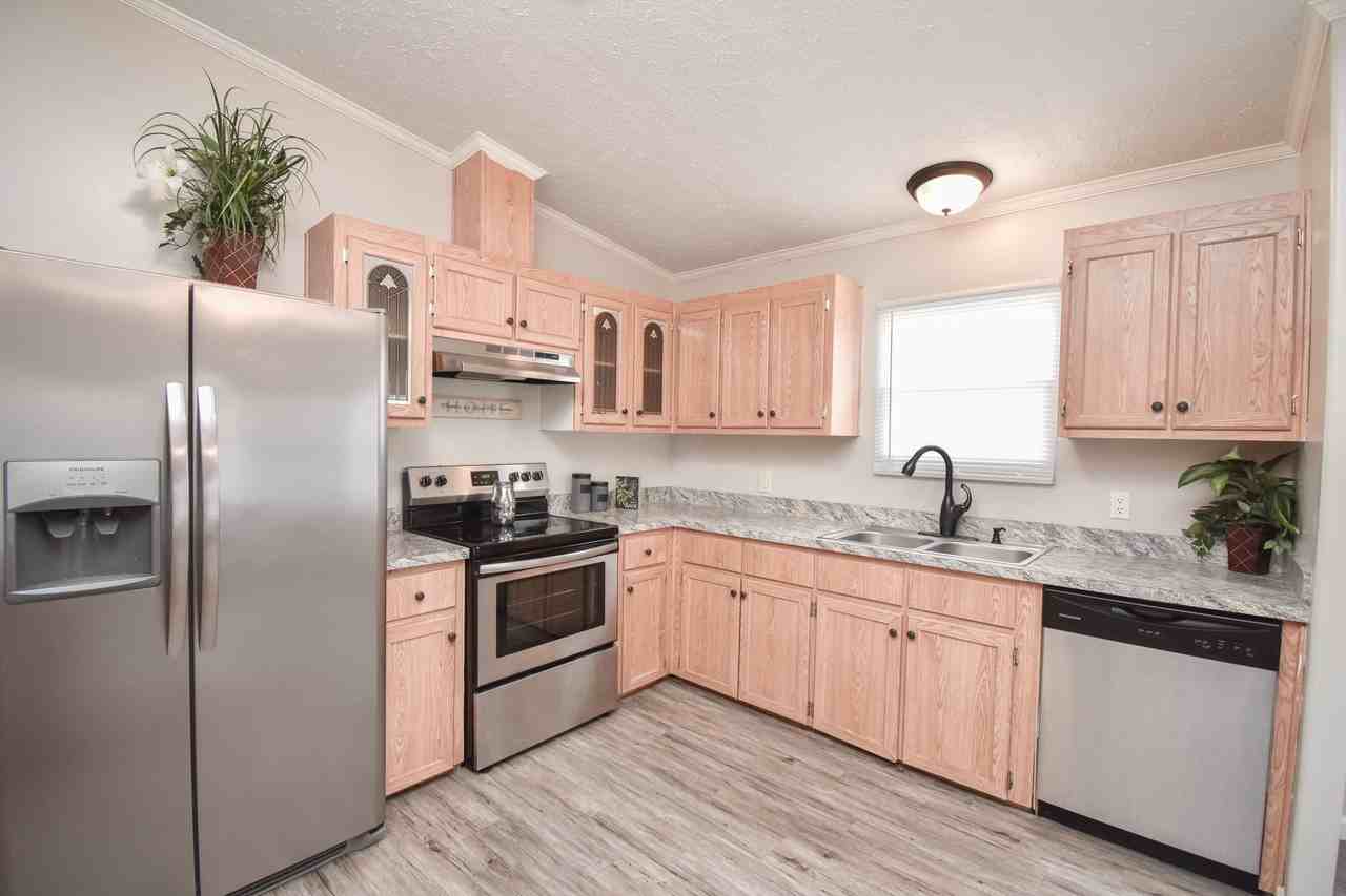 807 E Mesquite Ln #0 - Photo 4 of 14