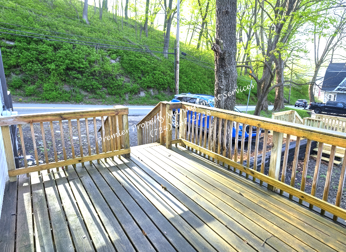 655 9th St #1 - Photo 2 of 23