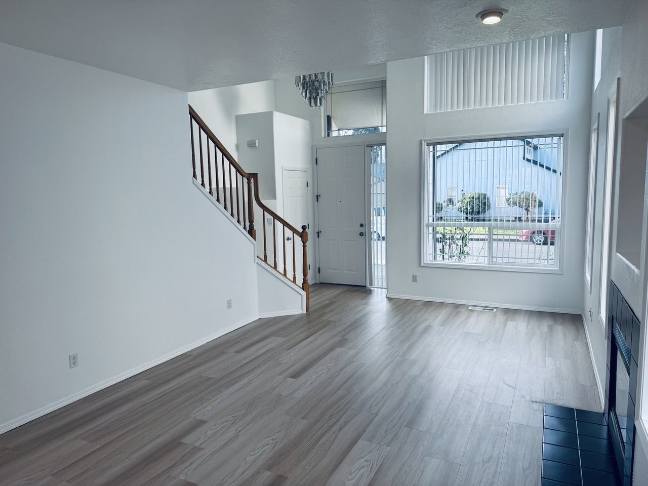 4388 Northside Dr Ne #1 - Photo 4 of 11